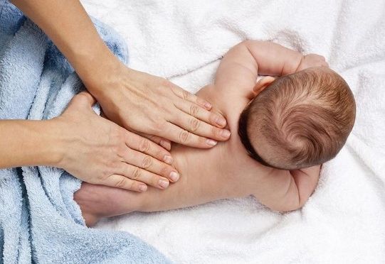 Manfaat Baby Spa untuk Pertumbuhan dan Perkembangan Bayi